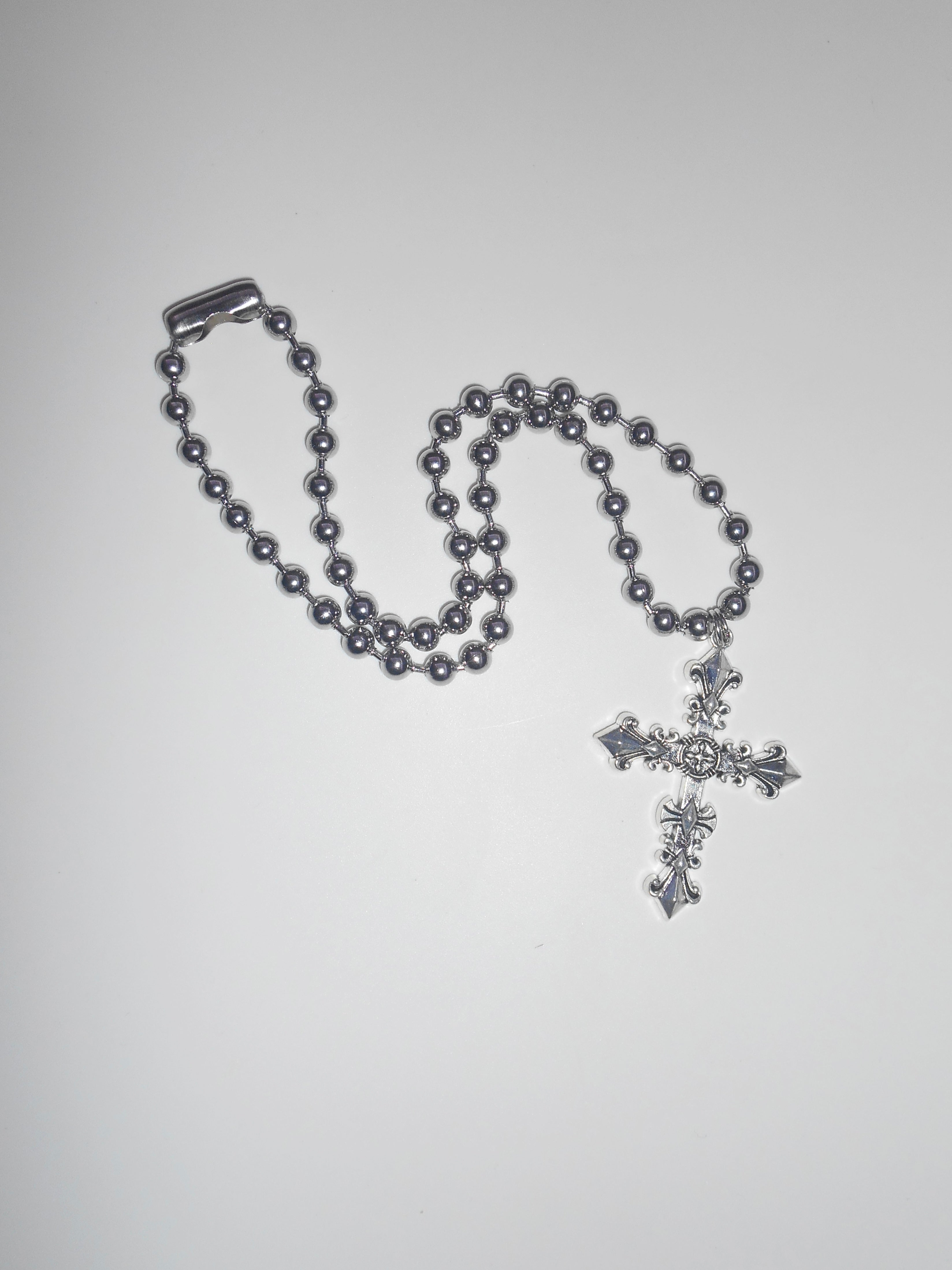 Crossed Point Necklace