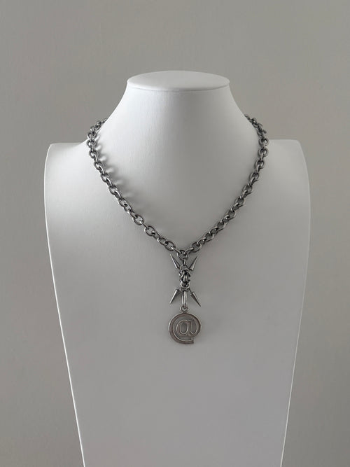 The Internecklace
